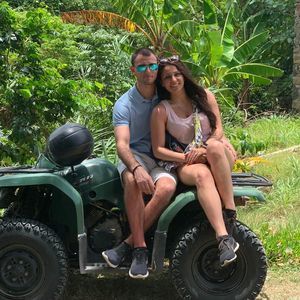 Meet your Posher, Avi